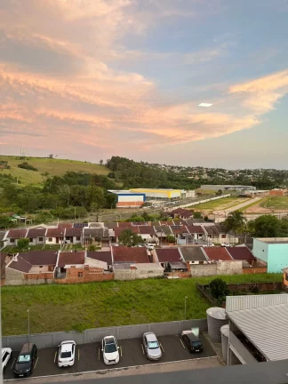 Imagem Apartamento com móveis planejados, andar alto, vista livre e localização privilegiada de Campo Bo