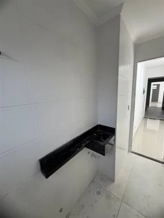 Imagem CASA COM 34.27 m² - BOQUEIRAO - PRAIA GRANDE SP