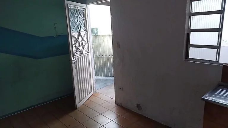 Imagem Casa com 2 dormitórios à venda, 104 m² por R$ 300.000,00 - Jardim Cacique - Suzano/SP