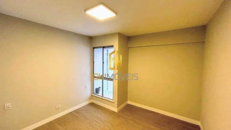 Imagem Apartamento com 2 quartos no Setor Bueno, com 84m² de área privativa, o apartamento possui:

- Sal...