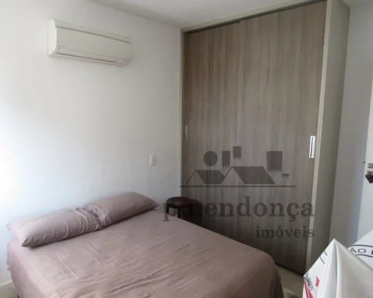 Imagem Descrição do Imóvel Apartamento amplo com 3 dormitórios sendo que 01 foi aberto para closet, 02 ...