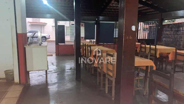 Imagem Salão, 200 m² - venda por R$ 550.000,00 ou aluguel por R$ 3.500,00/mês - Setor Brasília - Itumbiara/GO