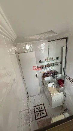 Imagem Apartamento com 3 dormitórios à venda, 110 m² por R$ 1.500.000 - Centro - Cabo Frio/RJ