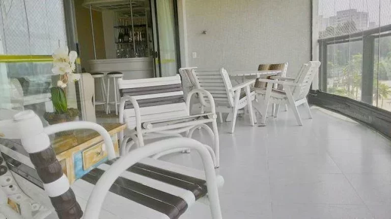 Imagem PRAIA DE ASTÚRIAS - ALTO PADRÃO - LINDO APARTAMENTO FRENTE TOTAL AO MAR - 2 GARAGENS - LAZER TOTAL - VISTA ESPETACULAR - MELHOR LOCAL.