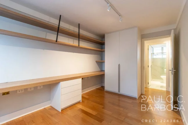 Imagem Jardim Paulista Venda - 3 Dormitórios (1 Suíte) - 2 Vagas - 142m²
