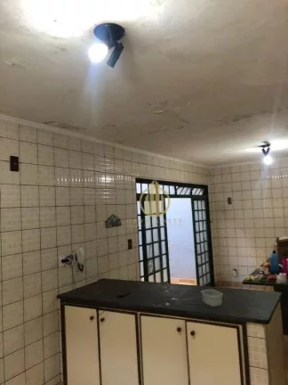 Imagem Casa com 4 dormitórios - 2 suítes - piscina - área gourmet no Jardim Califórnia