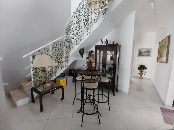 Imagem Casa em rua tranquila para vc e sua familia.