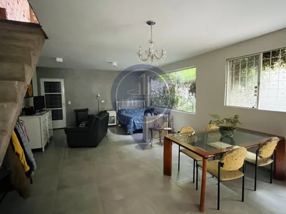 Imagem Casa à venda em São Paulo-SP, Vila Clementino, 3 quartos, 1 suíte, 2 salas, 3 banheiros, 2 vagas, 140m²!