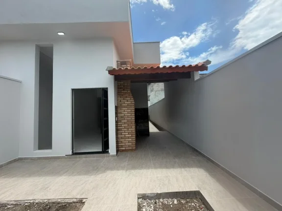 Imagem Casa para Venda em Itanhaém, Jamaica (Praia), 2 dormitórios, 1 suíte, 2 banheiros, 2 vagas