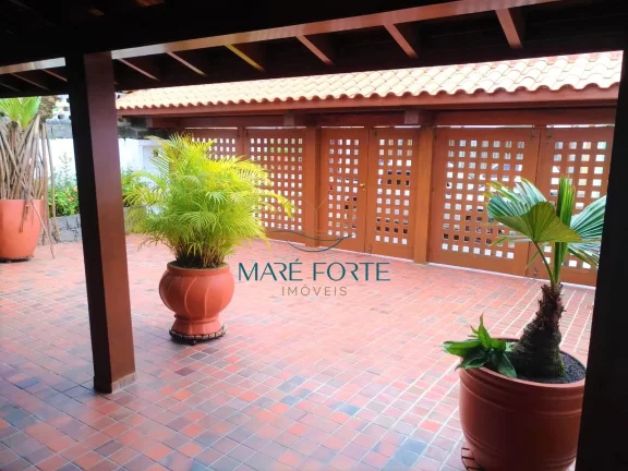 Imagem LINDA CASA BEM PERTINHO DO MAR!