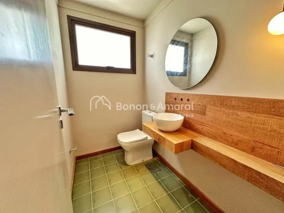 Imagem Casa de Alto Padrão à Venda - Espaço, Conforto e Sofisticação

Esta magnífica residência, loc...