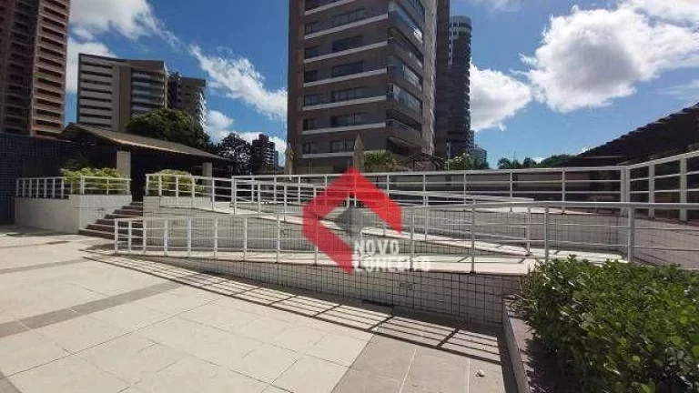 Imagem Apartamento com 4 dormitórios à venda, 225 m² por R$ 1.650.000 - Guararapes - Fortaleza/CE