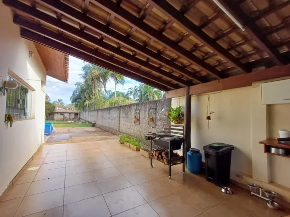 Imagem Casa de vila para venda em Recreio Campo Belo com 4 quartos, sendo 3 suítes, 199m2