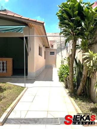 Imagem Espetacular Casa à Venda na Vila Marieta - São Paulo-SP: 4 Quartos, 1 Suíte, 1 Sala, 3 Banheiros, 3 Vagas, 212 m²!