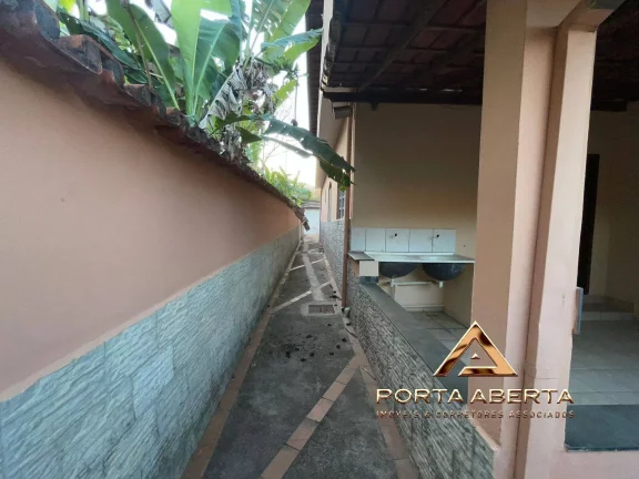 Imagem Casa 4 Quartos para venda e locação - Santa Cruz - COD 942