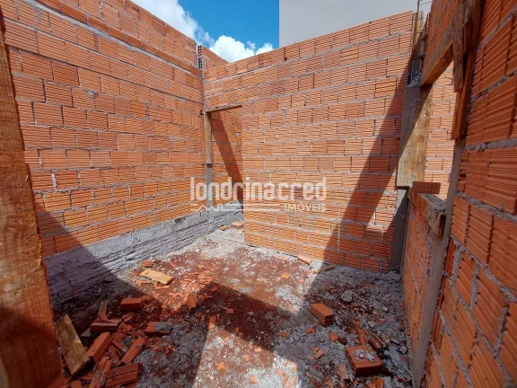 Imagem Casa à venda na Zona Leste de Londrina – 3 dormitórios (1 suíte), área gourmet, próxima à UTFPR. Terreno de 130m². Aceita financiamento!