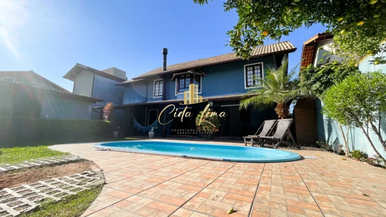 Imagem Casa alto padrão a venda no Pico da Cruz no Rio Tavares SC.