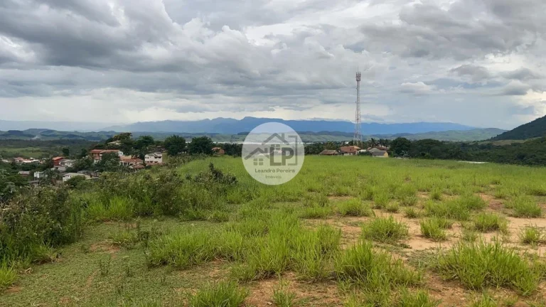 Imagem Terreno 11.000 m à Venda em Penedo / Itatiaia - RJ