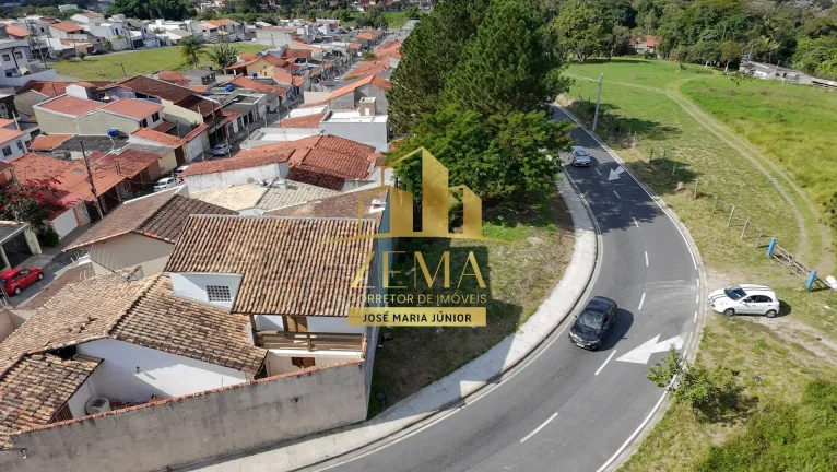 Imagem Terreno plano em esquina, 153,90m2, Parte Alta, Excelente localização.
