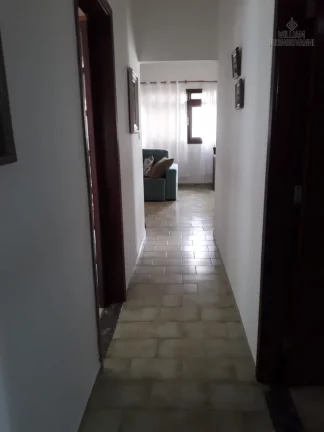 Imagem Casa Térrea Individual, 2 Quartos com Piscina Edícula com mais 2 suítes