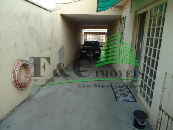 Imagem Casa para Venda em Limeira, Jardim Esmeralda, 3 dormitórios, 1 banheiro, 1 vaga