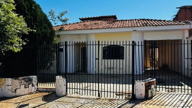 Imagem CASA COM EDÍCULA A VENDA NA VILA ELMAZ