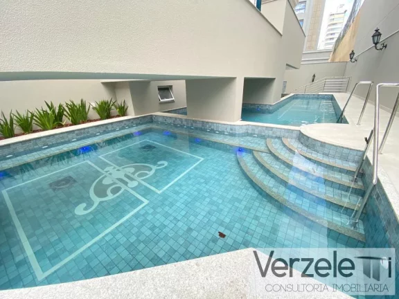Imagem Apartamento Quadra Mar para Venda em Balneário Camboriú / SC no bairro Centro