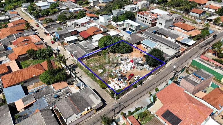 Imagem Terreno 1380m² à Venda em Arniqueira, Águas Claras - Brasília