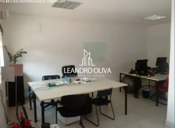 Imagem Casa Comercial em Higienópolis – 700m² de terreno | 600m² de área construída