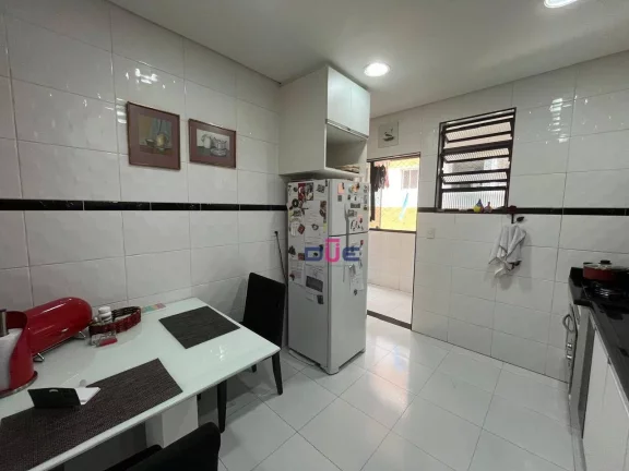 Imagem Apartamento com 2 dormitórios à venda, 83 m² por R$ 500.000 - Centro - São Vicente/SP