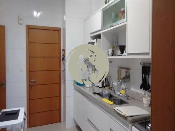 Imagem NO CORAÇÃO DO GONZAGA COM TOTAL INFRA ESTUTURA DE LAZER! APARTAMENTO AMPLO COM 3 SUITES, 3 VAGAS D...