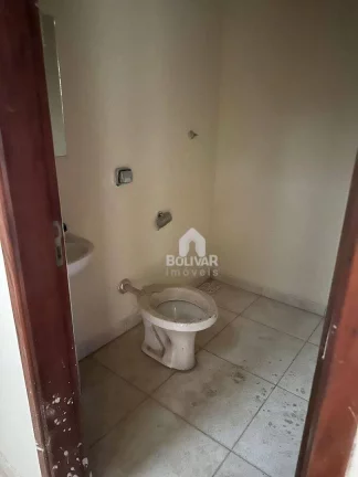 Imagem Casa com 3 dormitórios à venda, 84 m² por R$ 320.000,00 - Alto do Trindade - Itumbiara/GO