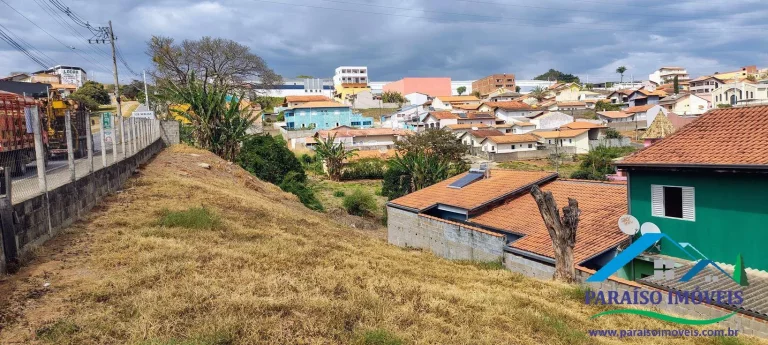 Imagem Oportunidade Única: Terreno Comercial em Avenida de Grande Fluxo!