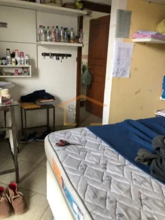 Imagem Apartamento com 5 dormitórios, sendo 3 suítes, 3 banheiros e 1 lavabo. Conta com armários na cozi...