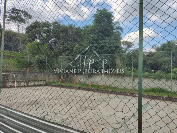 Imagem Apartamento à venda em Carapicuíba-SP, Jardim Helena: 2 quartos, 1 sala, 1 banheiro, 1 vaga de garagem. Confira!