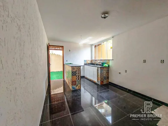 Imagem Casa à venda, 216 m² por R$ 800.000,00 - Albuquerque - Teresópolis/RJ