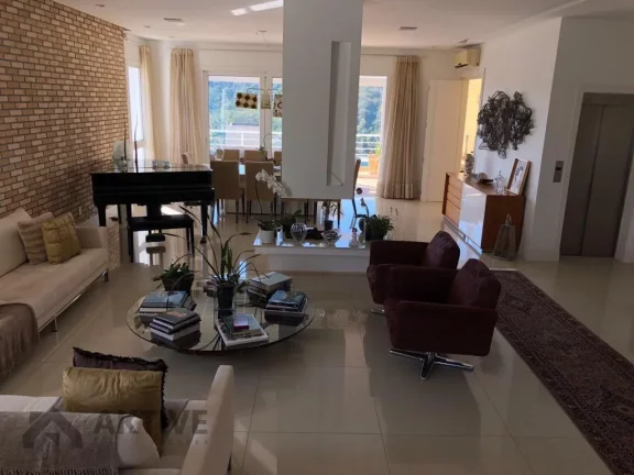 Imagem Casa de Condomínio em Alphaville - Santana de Parnaíba, SP