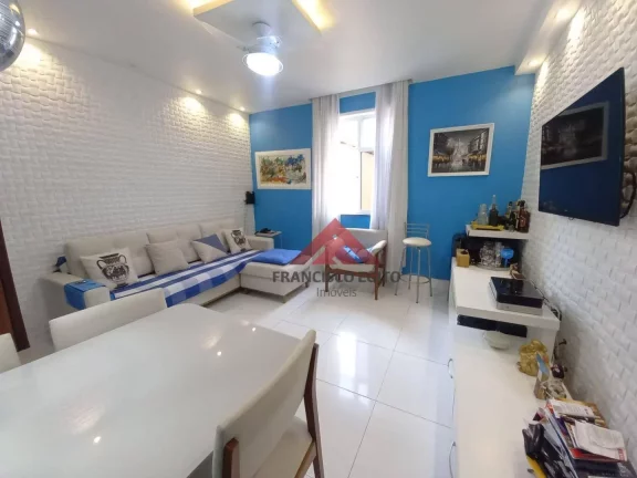 Imagem Apartamento com sala 02 quartos em excelente localização em icarai,proximo a todo comercio da região,condução na porta,rua tranquila