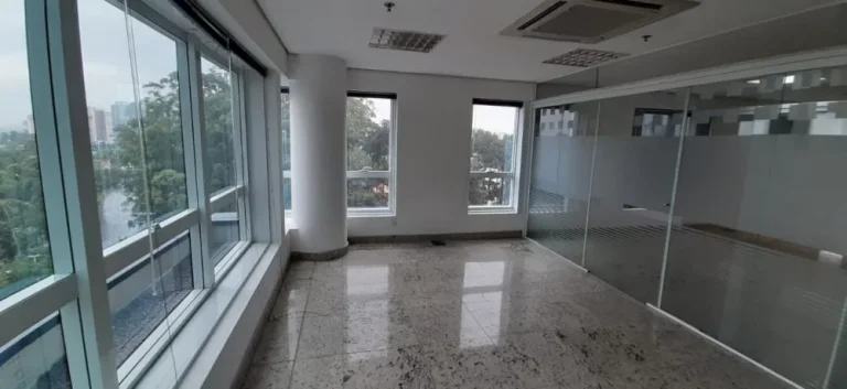 Imagem Sala Comercial em Alphaville 100m²