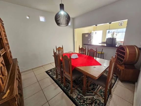 Imagem Casa à Venda