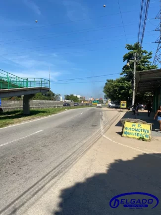 Imagem DELGADO aluga GALPÃO com 300m2 Coberto e mais 350m2 de terreno (area descoberta) de frente Rod. Gov. Mario Covas ( BR 101) (passarela), Itaborai-RJ.