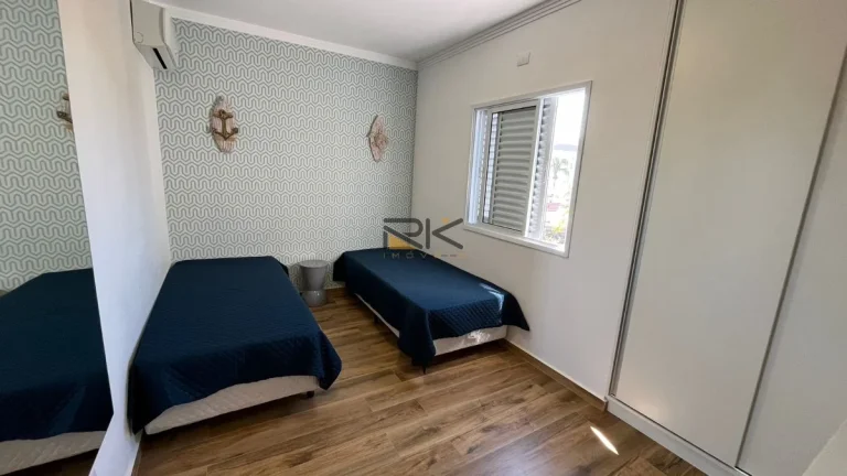 Imagem APARTAMENTO NO CENTRO COM 2 DORMITÓRIOS SENDO 1 SUÍTE, 1 BANHEIRO SOCIAL, VARANGA GOURMET COM CHURRASQUEIRA, 2 VAGAS DE GARAGEM