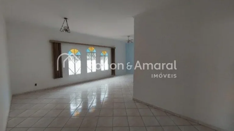 Imagem Casa Térrea a venda no Bairro Jardim Flamboyant 
Dormitórios: 3 quartos, sendo 1 suíte
Ambientes:...