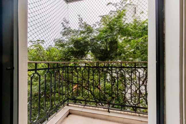 Imagem Apartamento em Higienópolis com 269m², 3 suítes e 4 vagas.