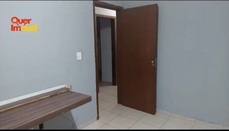 Imagem Casa à venda no Jardim Ouro Branco, Ribeirão Preto-SP - 3 quartos, 1 suíte, 2 salas, 2 banheiros, 3 vagas, 130m² - Quer Imóvel Negócios Imobiliários.