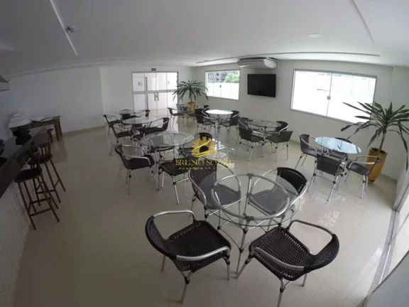 Imagem Viva com conforto e sofisticação neste apartamento de alto padrão, localizado na quadra do mar da...