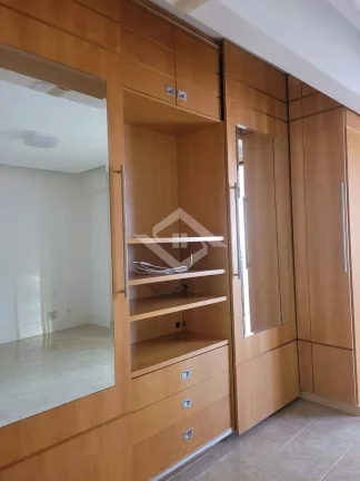 Imagem Apartamento Tipo 3 Suítes (Transformado em 2) com Closet na Barra Olímpica