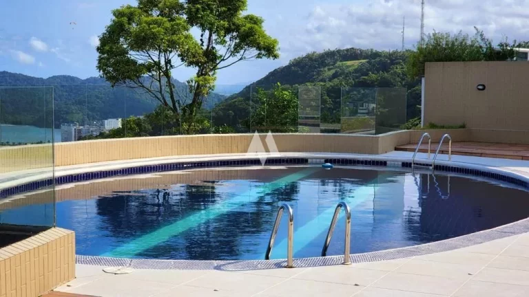 Imagem Casa de Alto padrão no morro Santa Terezinha em Santos
