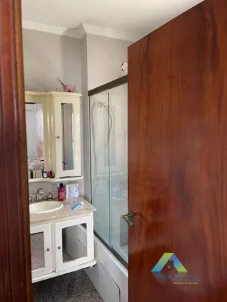 Imagem RUDGE RAMOS Apartamento 127 M², 3 dormitórios 1 suíte, 2 vagas ótima localização e valor !!