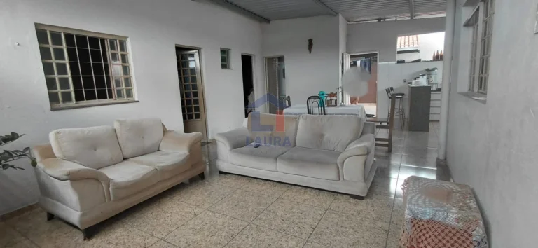 Imagem CASA RESIDENCIAL em PARÁ DE MINAS - MG, SÃO CRISTÓVÃO
